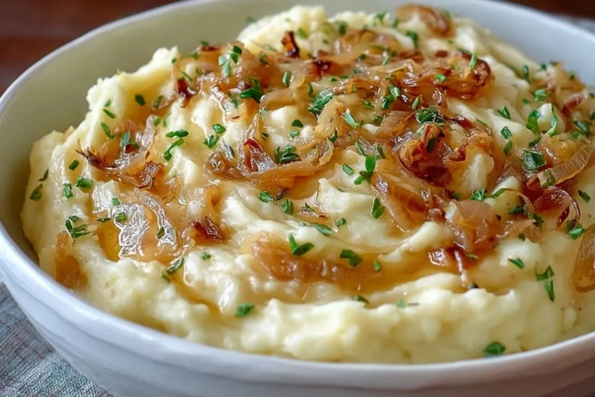 Pommes Purée Aux Oignons Caramélisés