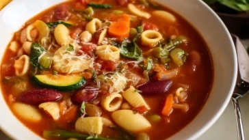 Soupe Minestrone de Style Olive Garden