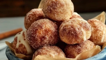 Bouchées De Biscuits À La Cannelle Et Au Sucre