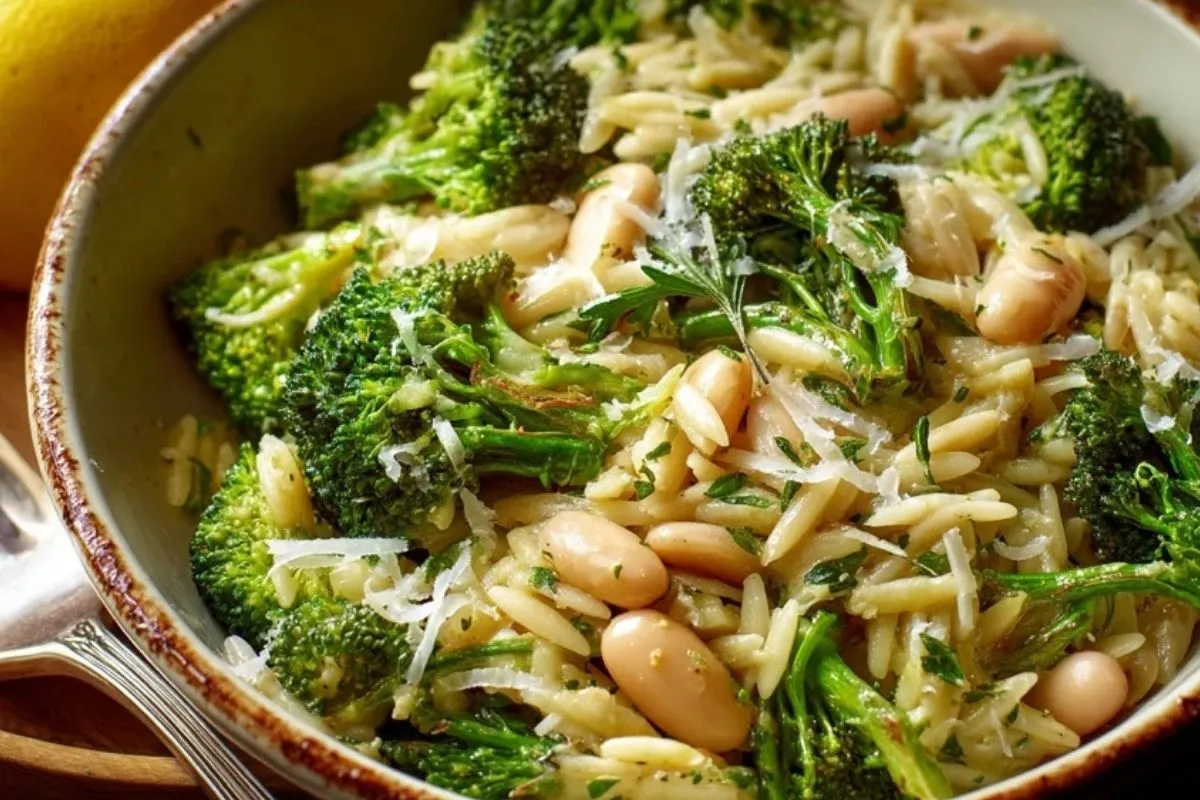 Orzo Aux Brocolis, Haricots Blancs, Citron Et Parmesan